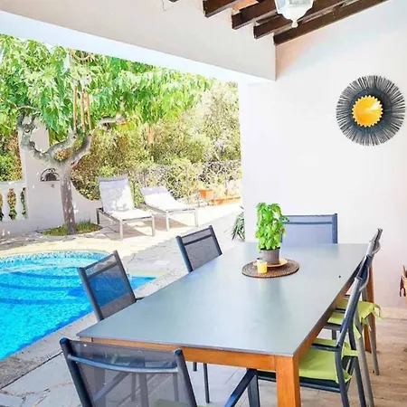Villa Elisa, Un Paradis A Figari (Corsica)