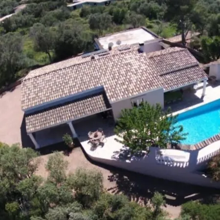 Villa Elisa, Un Paradis A