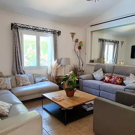 Villa Elisa, Un Paradis A Figari (Corsica)